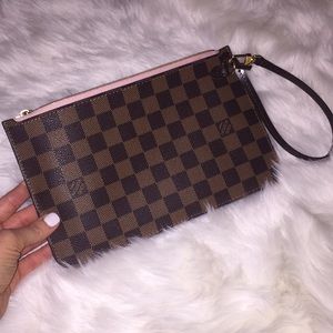 Louis Vuitton Damier Wristlet